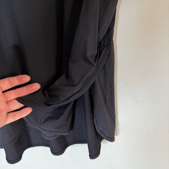 Athlete Black Tshirt Tulip Side Slits Flowy Top Nylon - Picture 5 of 5